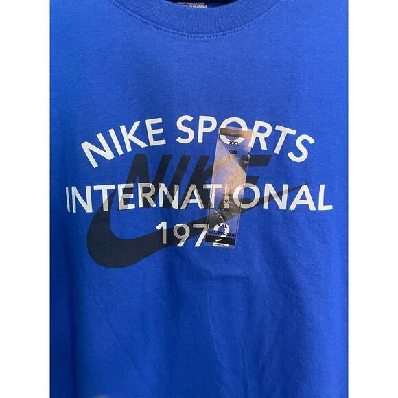 Nike Men’s Sportswear International Graphic T-Shirt Blue Size XXL NEW Logo Tee - Picture 5 of 9